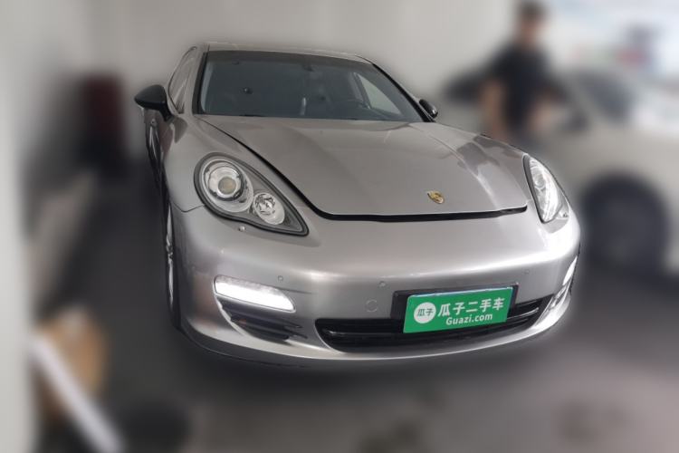 Used Porsche Panamera 2010 Panamera S 4.8L Front Right 45 Deg