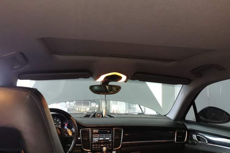 Used Porsche Panamera 2010 Panamera S 4.8L Headliner