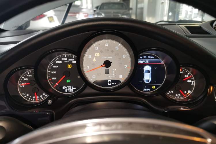 Used Porsche Panamera 2010 Panamera S 4.8L Instrument Cluster