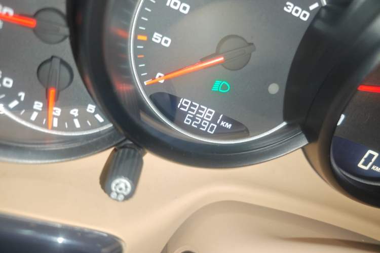 Used Porsche Panamera 2010 Panamera 3.6L Odometer Close Up