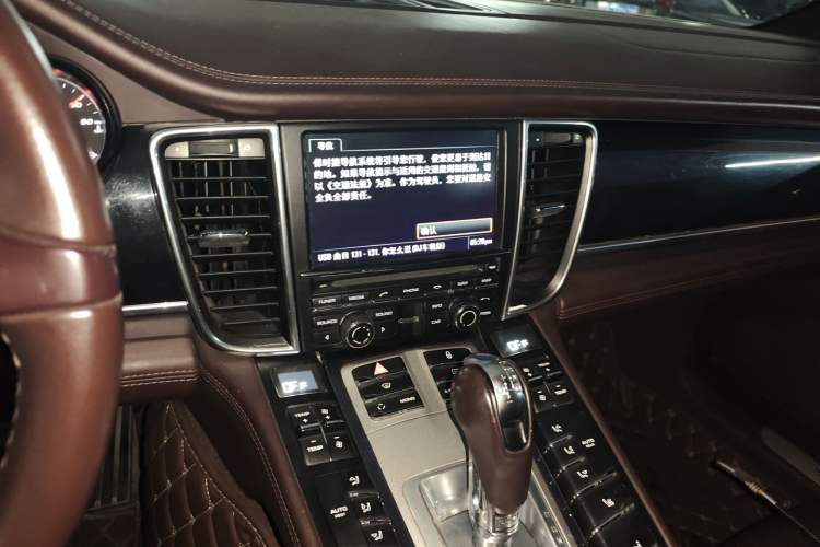 Used Porsche Panamera 2010 Panamera 4S 4.8L Audio And AC Panel