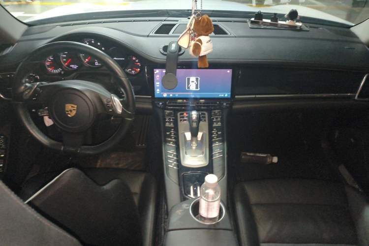 Used Porsche Panamera 2010 Panamera 3.6L Center Console