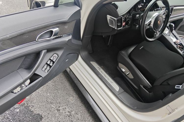 Used Porsche Panamera 2010 Panamera 4 3.6L Driver Seat