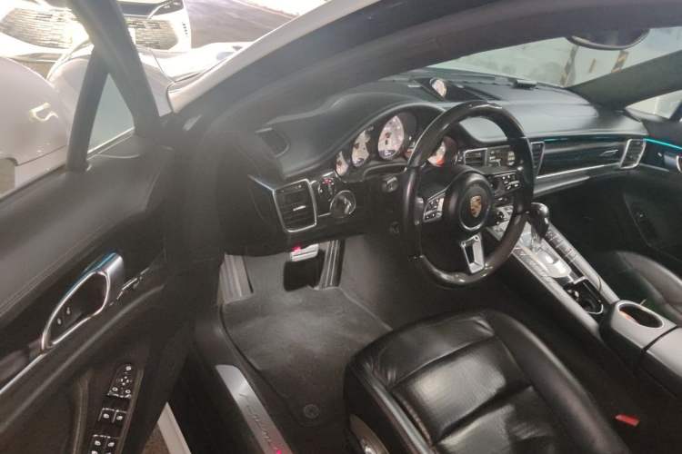 Used Porsche Panamera 2010 Panamera 3.6L Driver Seat