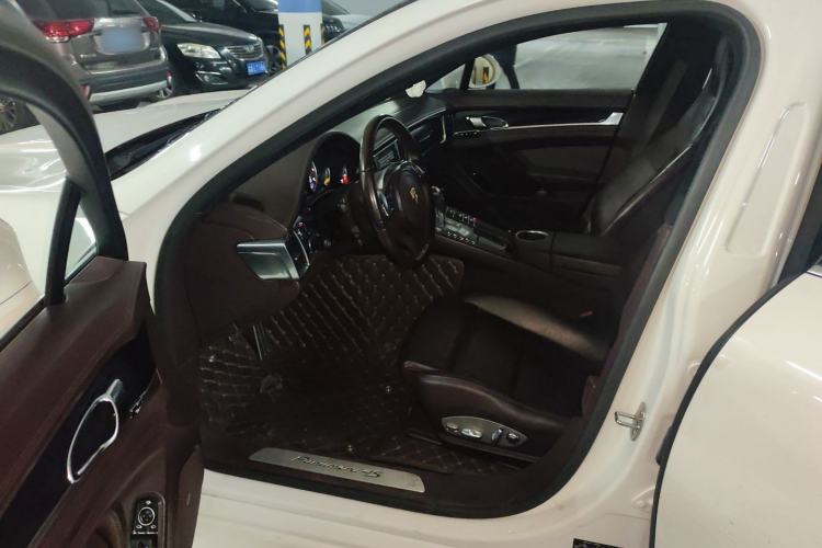 Used Porsche Panamera 2010 Panamera 4S 4.8L Driver Seat
