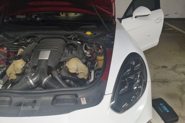 Used Porsche Panamera 2010 Panamera 3.6L Engine Bay Left
