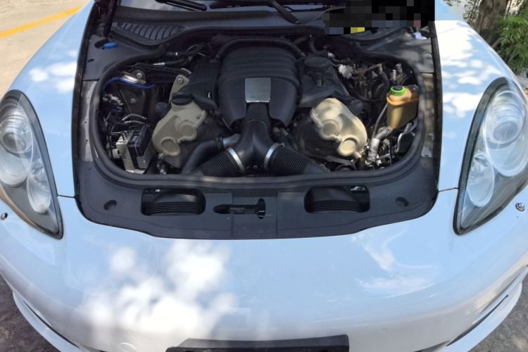 Used Porsche Panamera 2010 Panamera 3.6L Engine Bay