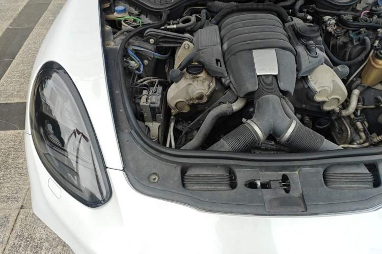 Used Porsche Panamera 2010 Panamera 4 3.6L Engine Bay Right