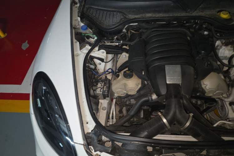 Used Porsche Panamera 2010 Panamera 4 3.6L Engine Bay Right