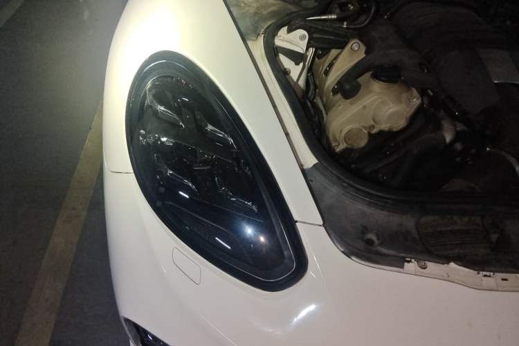 Used Porsche Panamera 2010 Panamera 3.6L Engine Bay Right