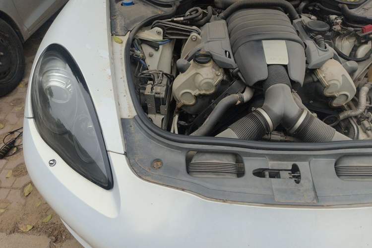 Used Porsche Panamera 2010 Panamera 3.6L Engine Bay Right