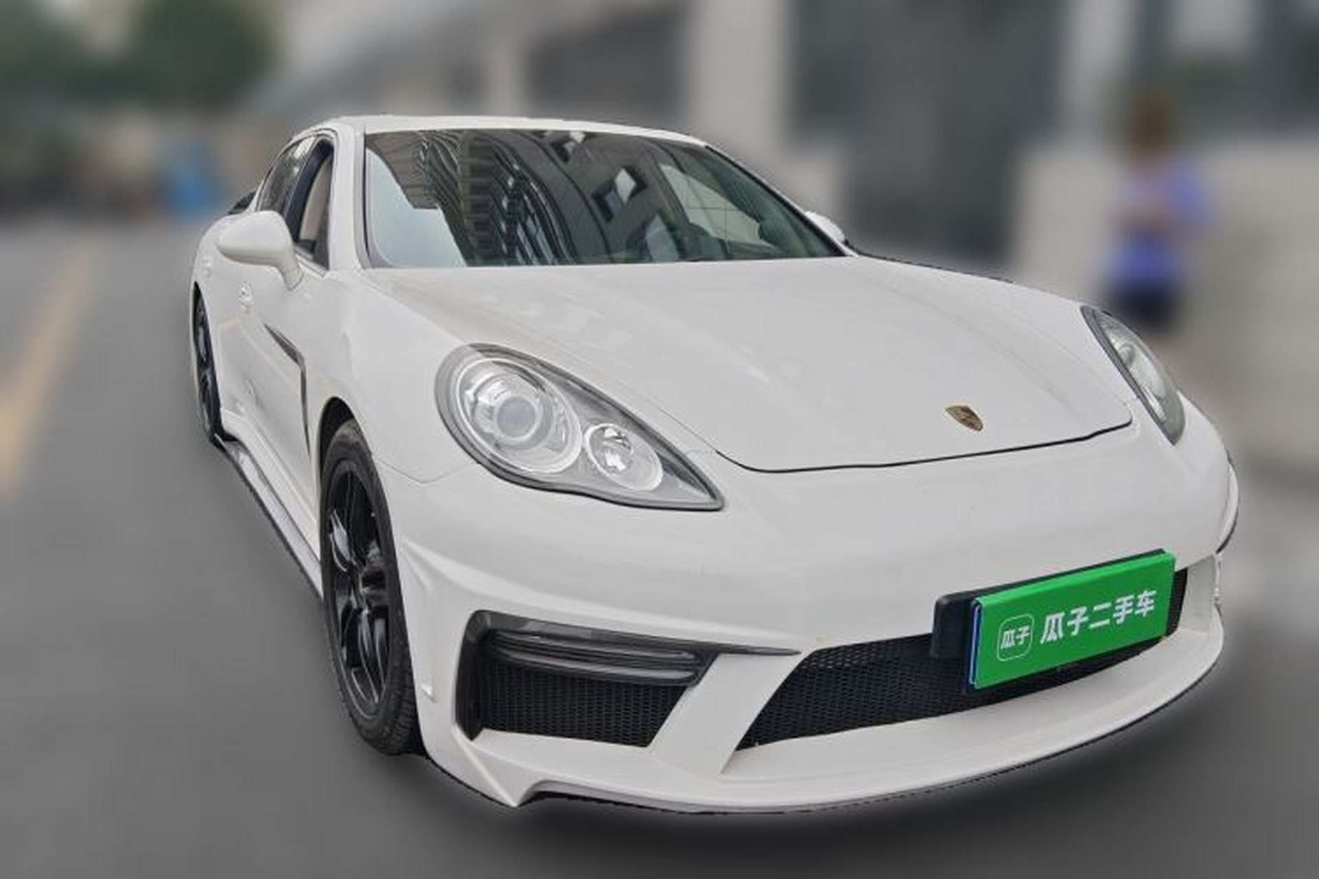 Used Porsche Panamera 2010 Panamera 4 3.6L Front Right 45 Deg