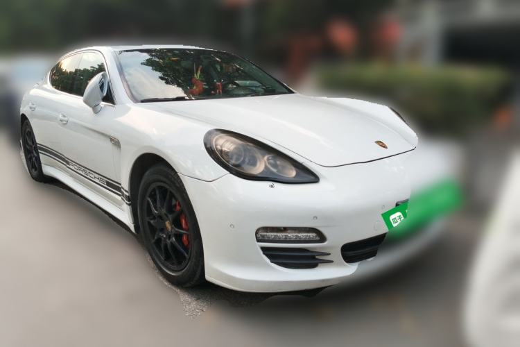 Used Porsche Panamera 2010 Panamera 3.6L Front Right 45 Deg