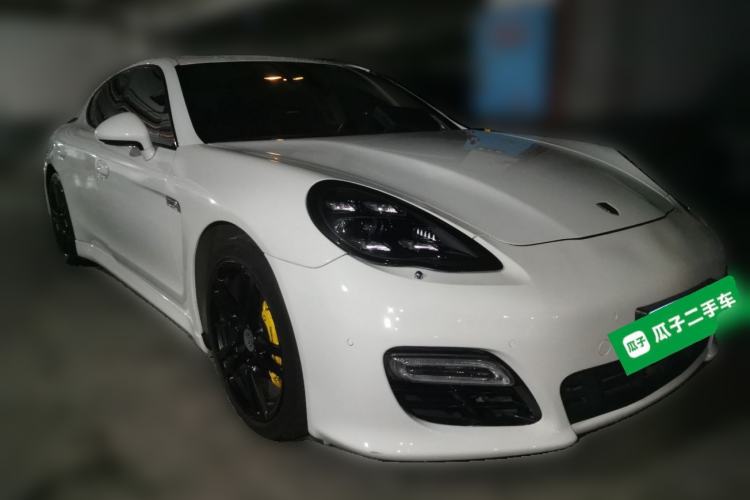 Used Porsche Panamera 2010 Panamera 3.6L Front Right 45 Deg
