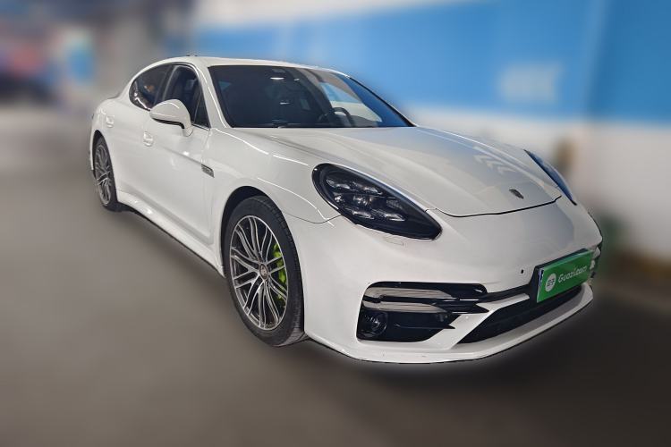 Used Porsche Panamera 2010 Panamera 3.6L Front Right 45 Deg