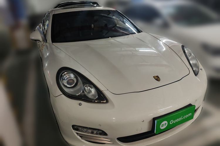 Used Porsche Panamera 2010 Panamera 4S 4.8L Front Right 45 Deg