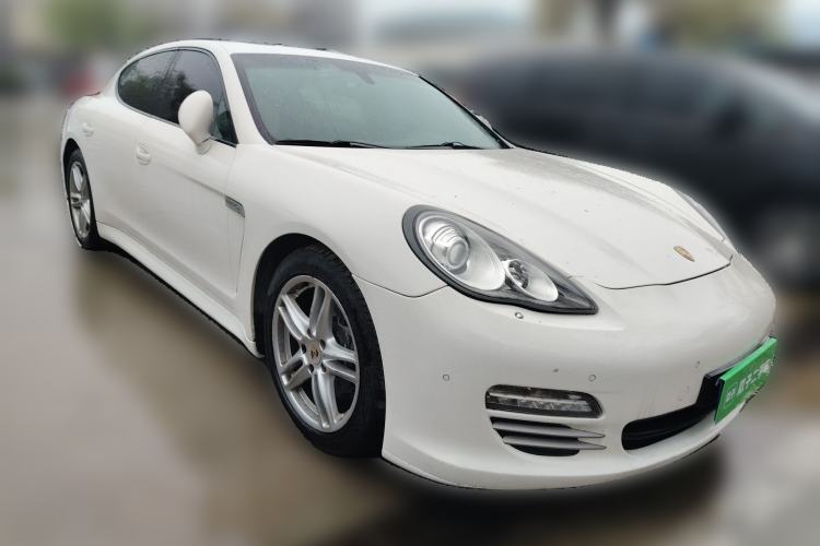 Used Porsche Panamera 2010 Panamera 3.6L Front Right 45 Deg