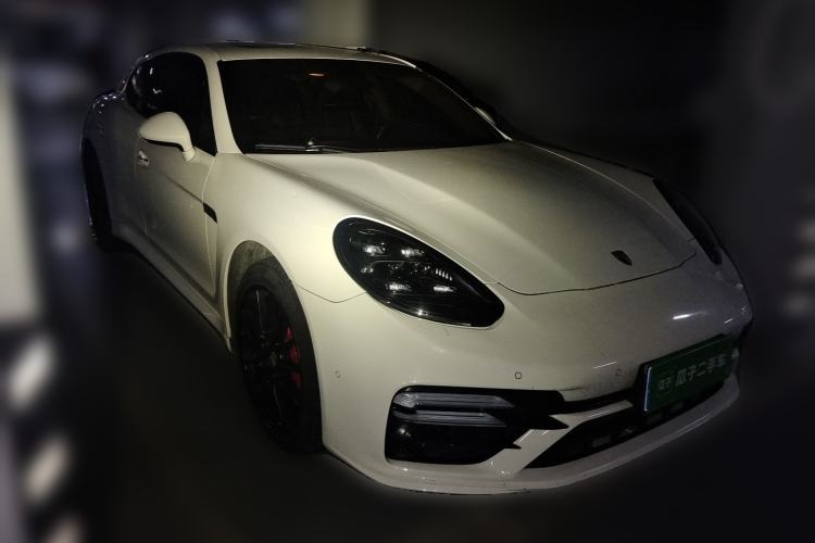 Used Porsche Panamera 2010 Panamera 3.6L Front Right 45 Deg