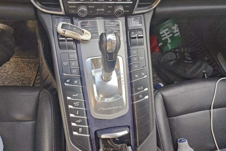 Used Porsche Panamera 2010 Panamera 4 3.6L Gear Lever