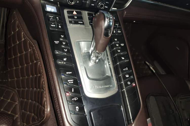 Used Porsche Panamera 2010 Panamera 4S 4.8L Gear Lever