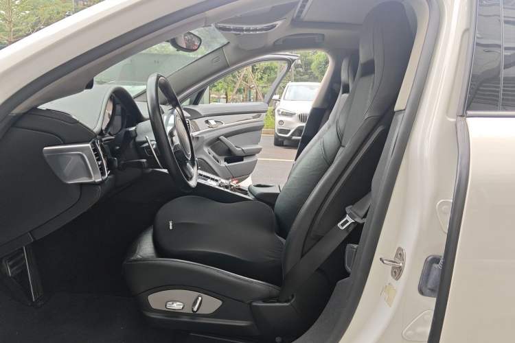 Used Porsche Panamera 2010 Panamera 4 3.6L Left Front Seat