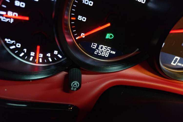 Used Porsche Panamera 2010 Panamera 3.6L Odometer Close Up