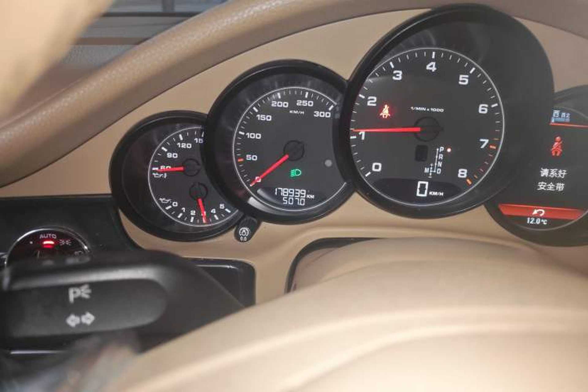 Used Porsche Panamera 2010 Panamera 4 3.6L Odometer Close Up