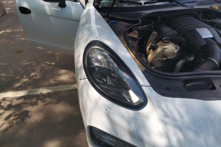 Used Porsche Panamera 2010 Panamera 4 3.6L Right Front Headlight