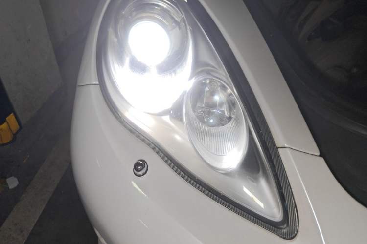 Used Porsche Panamera 2010 Panamera 3.6L Right Front Headlight