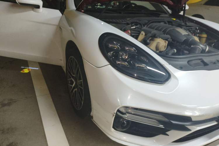 Used Porsche Panamera 2010 Panamera 3.6L Right Front Headlight