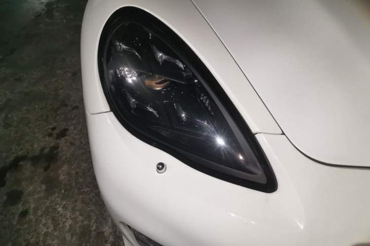 Used Porsche Panamera 2010 Panamera 3.6L Right Front Headlight