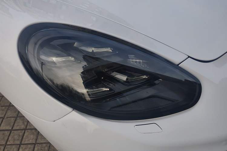 Used Porsche Panamera 2010 Panamera 3.6L Right Front Headlight