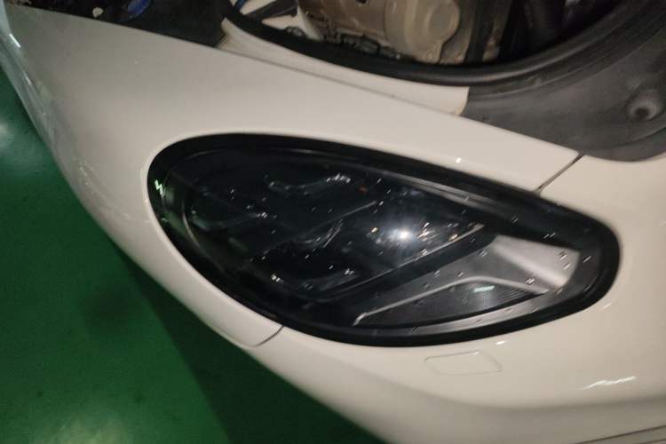Used Porsche Panamera 2010 Panamera 3.6L Right Front Headlight