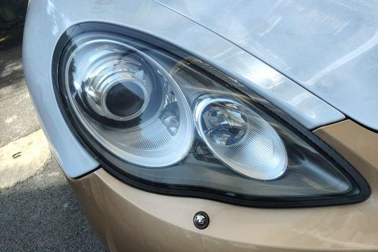 Used Porsche Panamera 2010 Panamera 4 3.6L Right Front Headlight