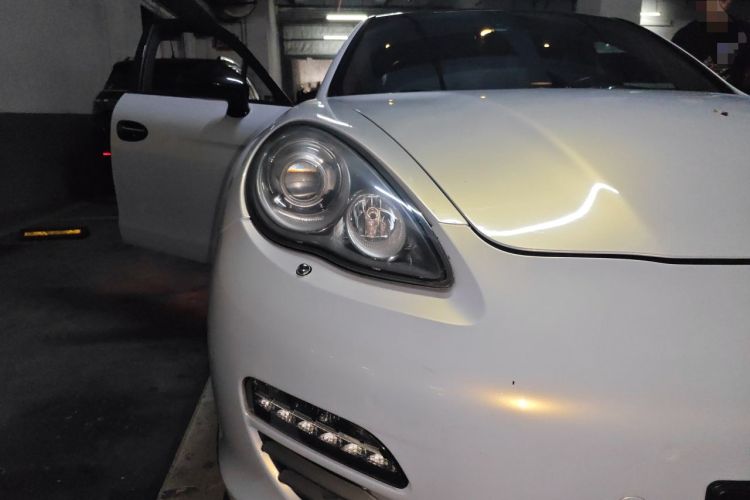 Used Porsche Panamera 2010 Panamera 4 3.6L Right Front Headlight