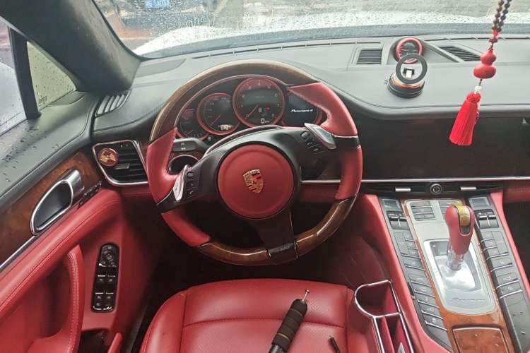 Used Porsche Panamera 2010 Panamera 4 3.6L Steering Wheel