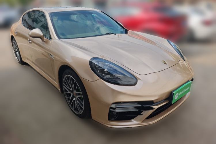 Used Porsche Panamera 2010 Panamera 4 3.6L Front Right 45 Deg