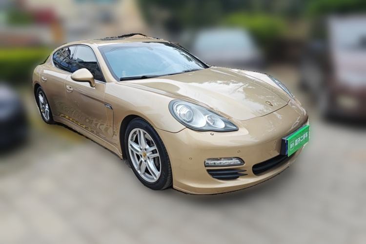 Used Porsche Panamera 2010 Panamera 3.6L Front Right 45 Deg