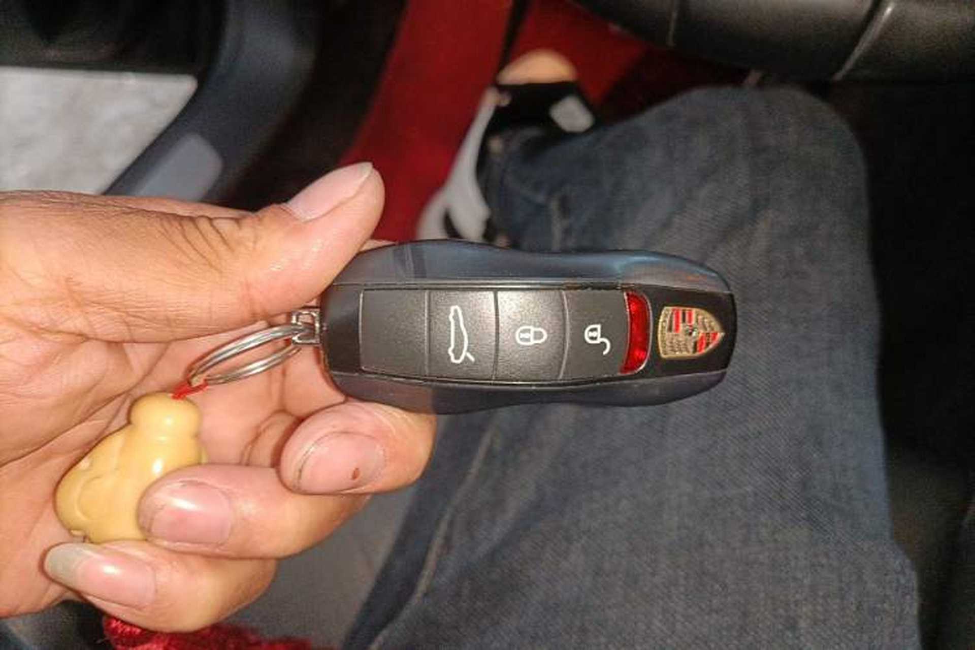 Used Porsche Panamera  Vehicle Key