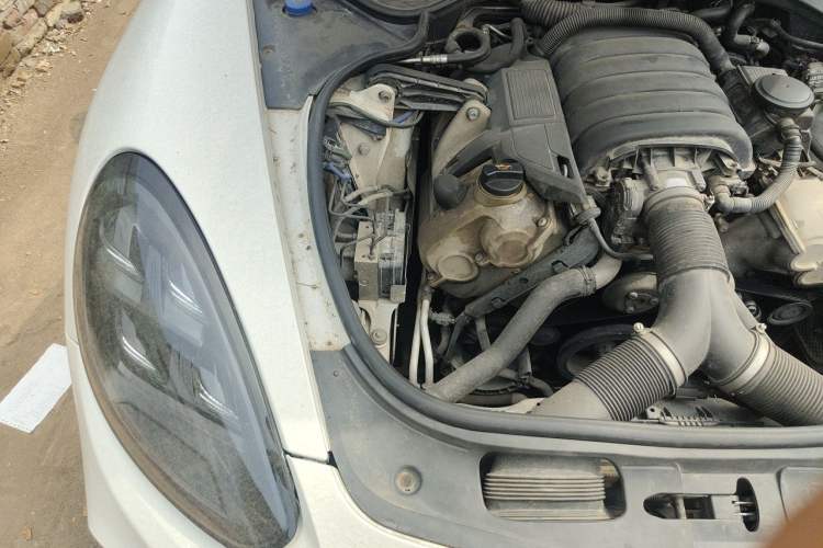 Used Porsche Panamera  Engine Bay Right
