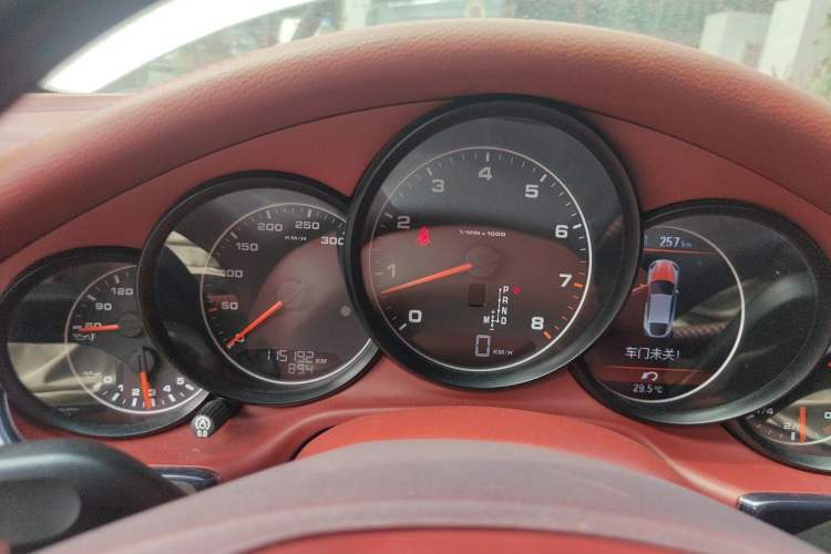 Used Porsche Panamera  Instrument Cluster