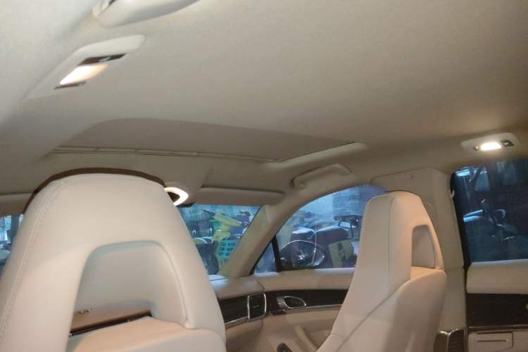 Used Porsche Panamera 2012 Panamera S Hybrid 3.0T Headliner