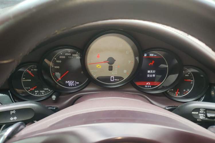 Used Porsche Panamera 2012 Panamera S Hybrid 3.0T Instrument Cluster