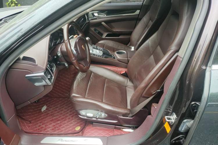 Used Porsche Panamera 2012 Panamera S Hybrid 3.0T Left Front Seat