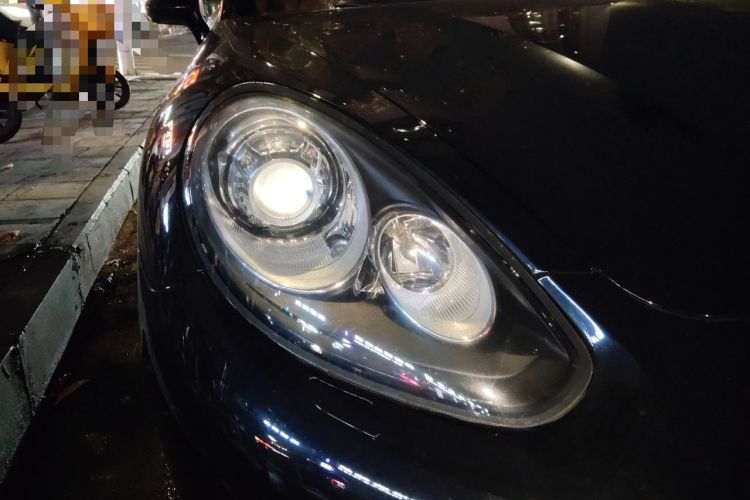 Used Porsche Panamera 2012 Panamera S Hybrid 3.0T Right Front Headlight