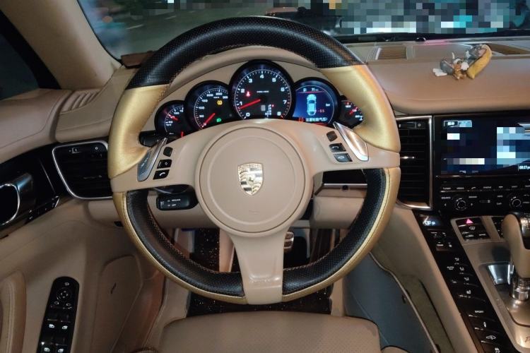 Used Porsche Panamera 2012 Panamera S Hybrid 3.0T Steering Wheel