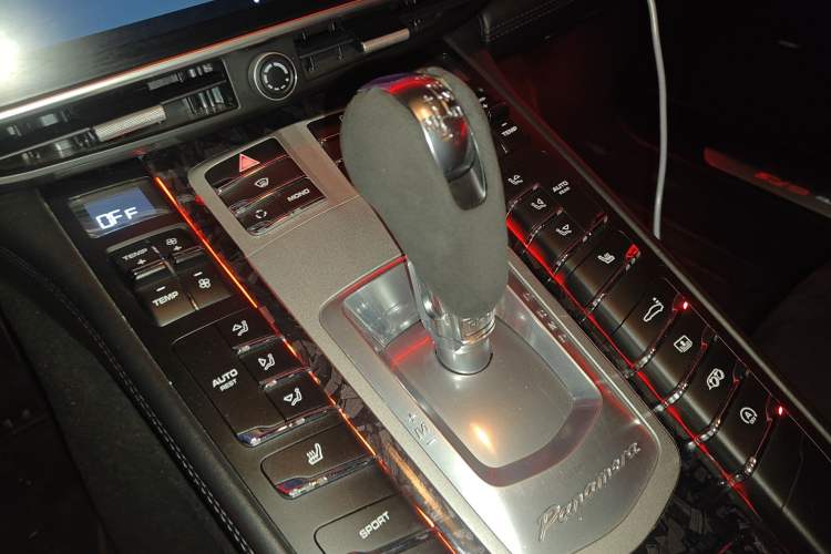 Used Porsche Panamera 2012 Panamera GTS 4.8L Gear Lever