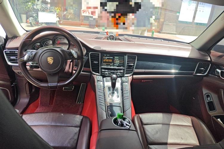 Used Porsche Panamera 2012 Panamera S Hybrid 3.0T Center Console