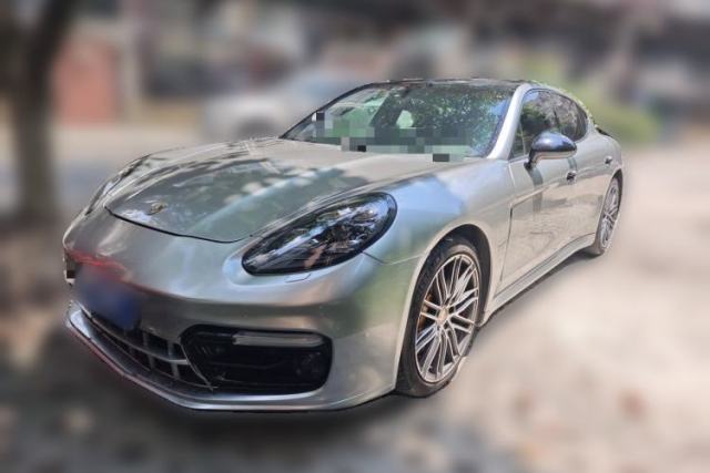Porsche Panamera 2012 Porsche Panamera, 3.6L displacement, 4‑seat gasoline model usata