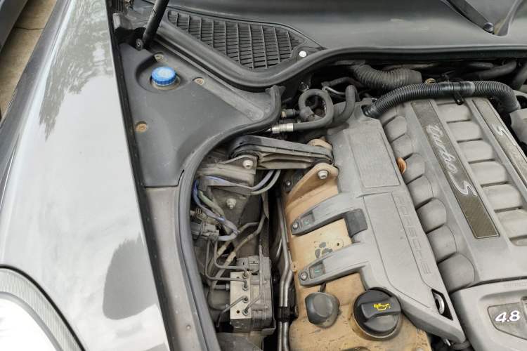 Used Porsche Panamera 2012 Panamera Turbo S 4.8T Engine Bay Right